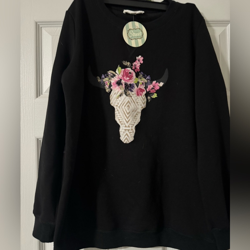 Peach Love California Black Sweatshirt with Floral Design